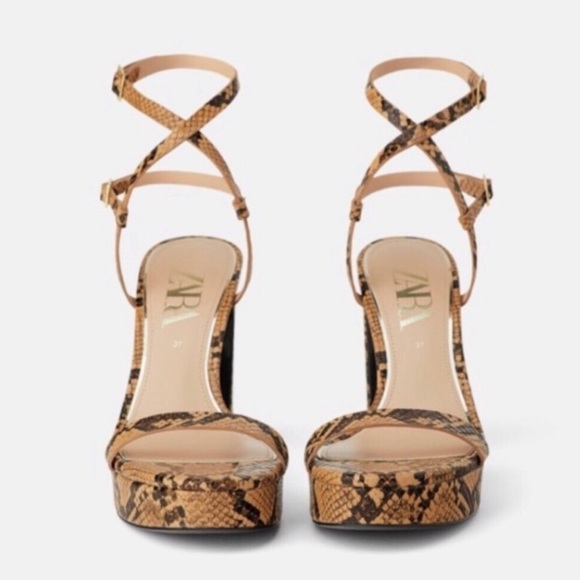 ANIMAL PRINT HIGH HEEL PLATFORM SANDALS - Picture 4 of 5